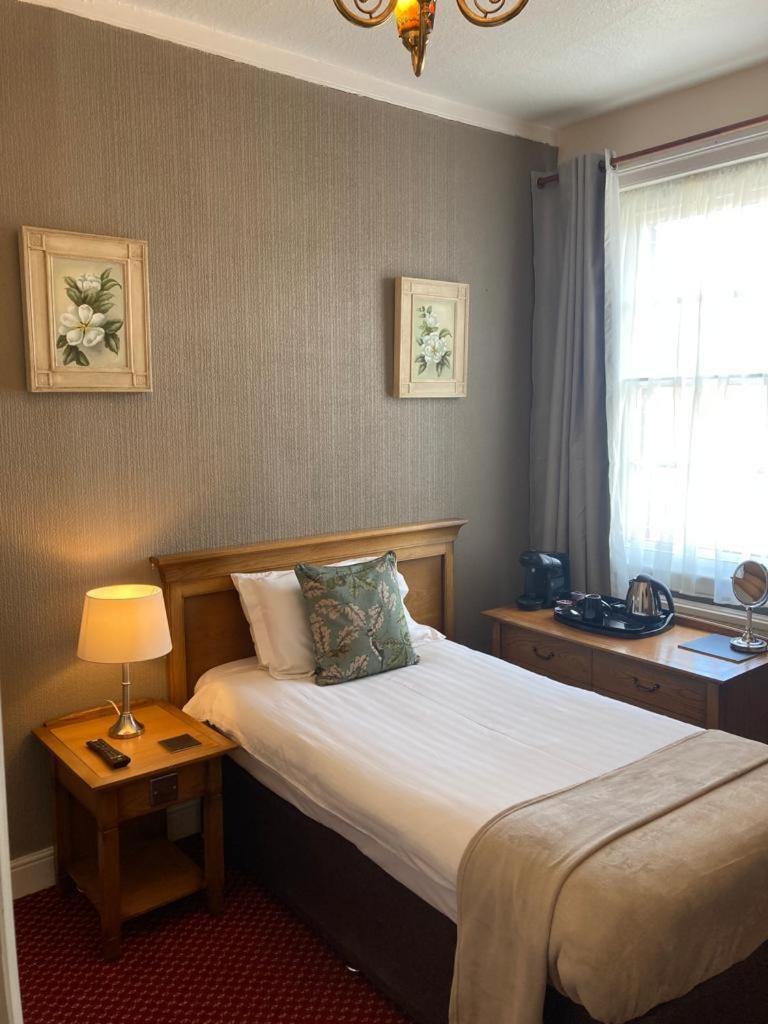 Bed and Breakfast The King'S Arms à Boston Extérieur photo